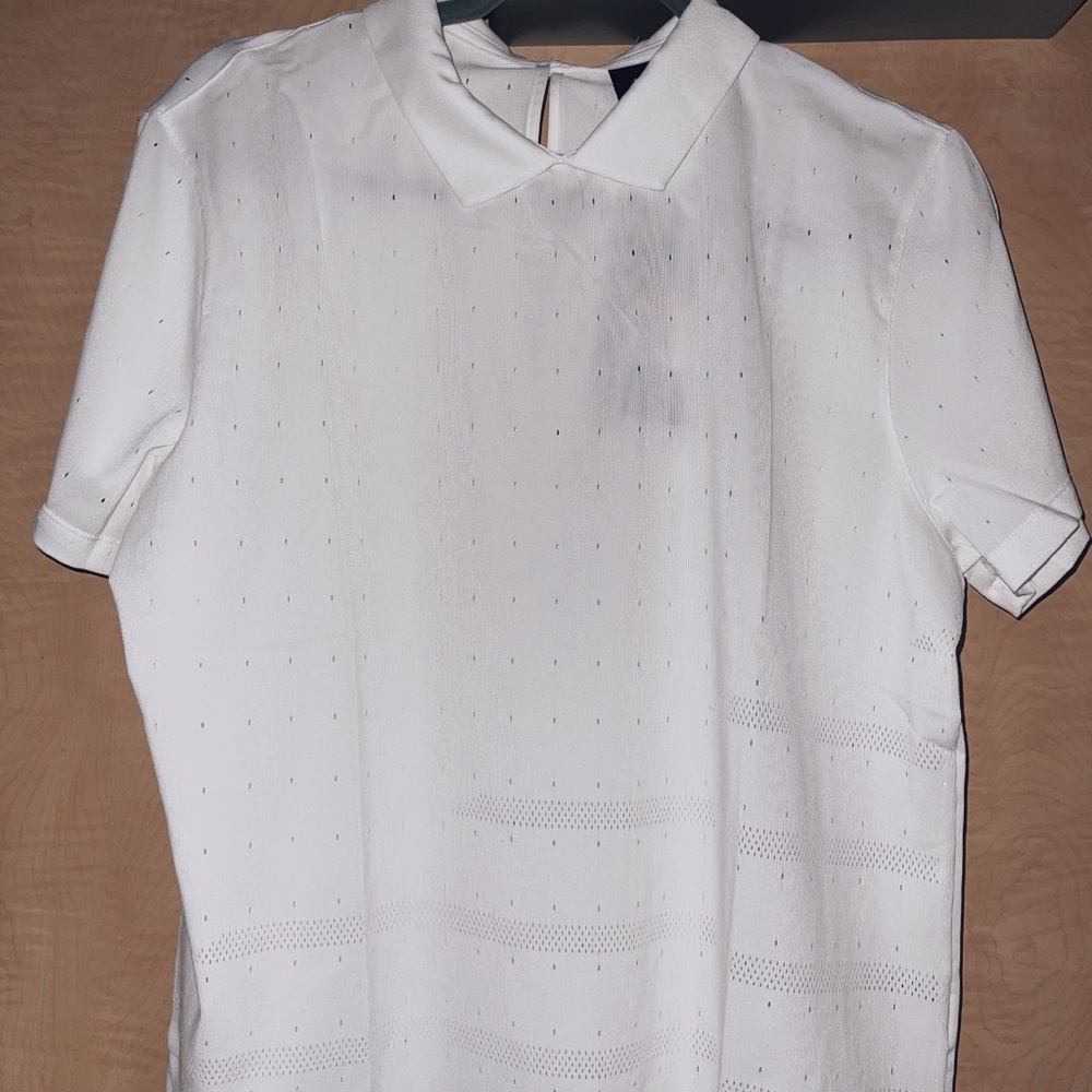 new with tags golf tops women’s 2 Larges and 1 Xl - Picture 3 of 5